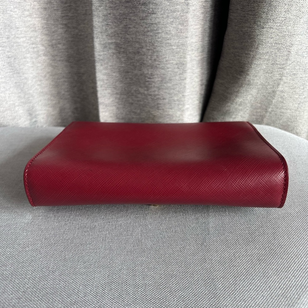 Salvatore Ferragamo Burgundy Crossbody Bag with Gold Chain - Picture 5 of 12